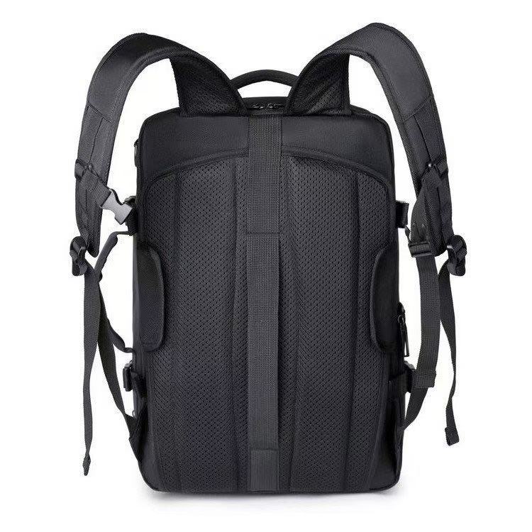 Vaccum backpack by Eslel